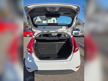 Used Ford Fiesta 2012 for sale - 77970200: Photo