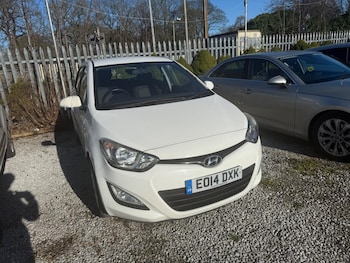Used Hyundai i20 2014 for sale - 77624866: Photo