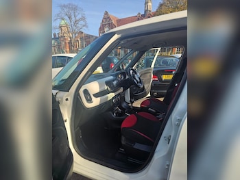 Used Fiat 500L 2014 for sale - 76440972: Photo