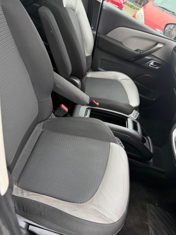 Used Citroen C4 Picasso 2013 for sale - 76246930: Photo 14