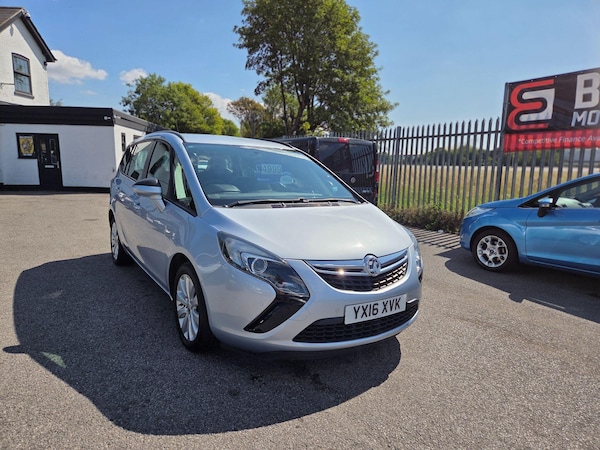Used Vauxhall Zafira Tourer 2016 for sale - 76260123: Photo 1
