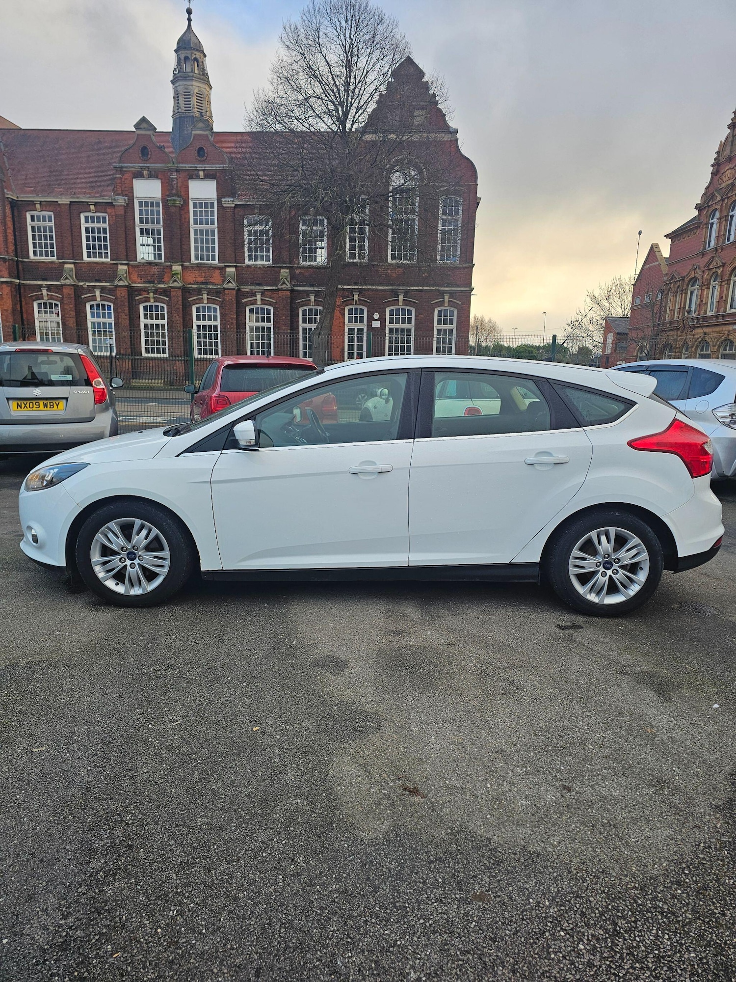 Used Ford Focus 2014 for sale - 77057248: Photo 4