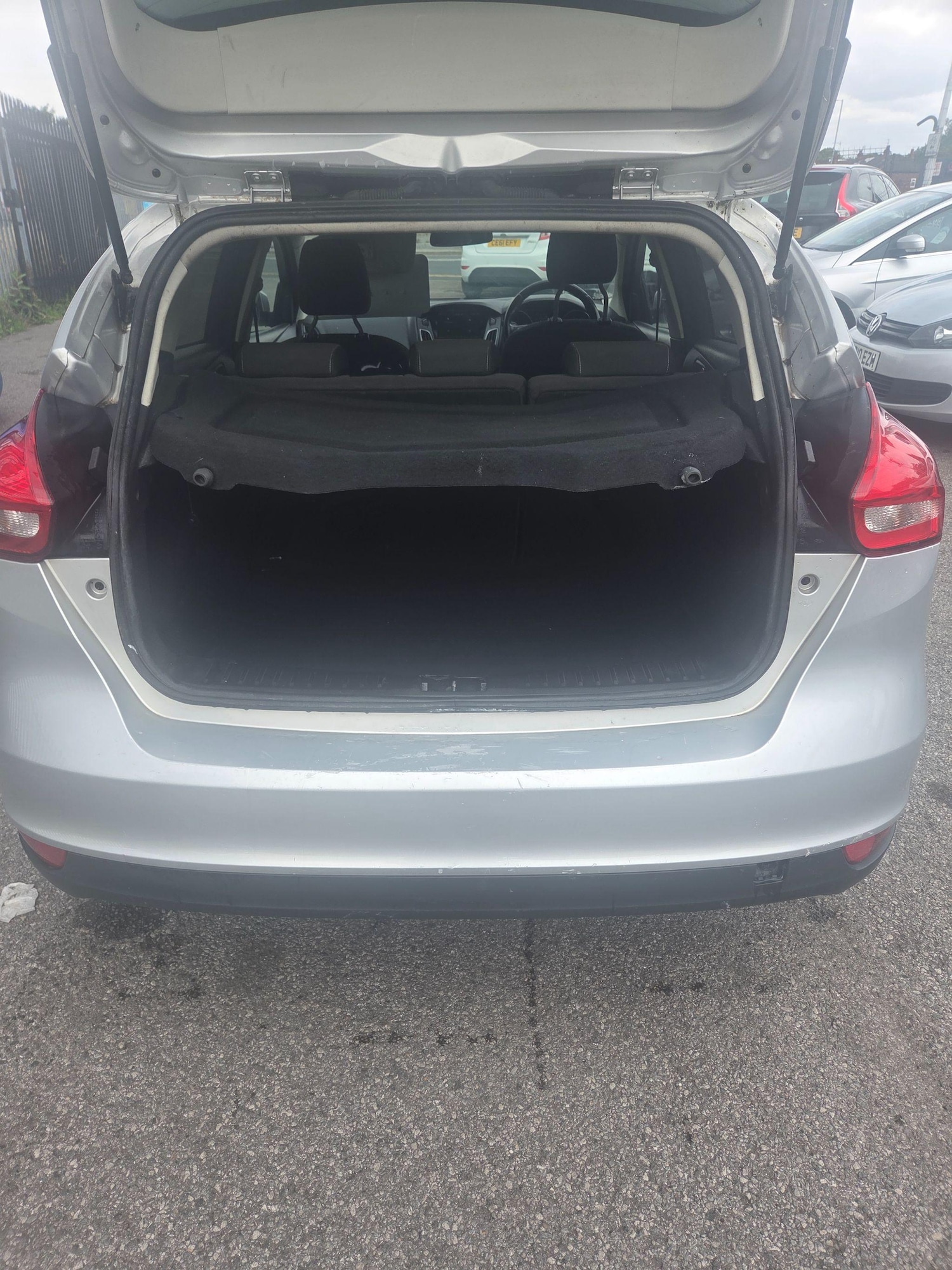 Used Ford Focus 2015 for sale - 77625048: Photo 3