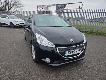 Used Peugeot 208 2015 for sale - 78504271: Photo