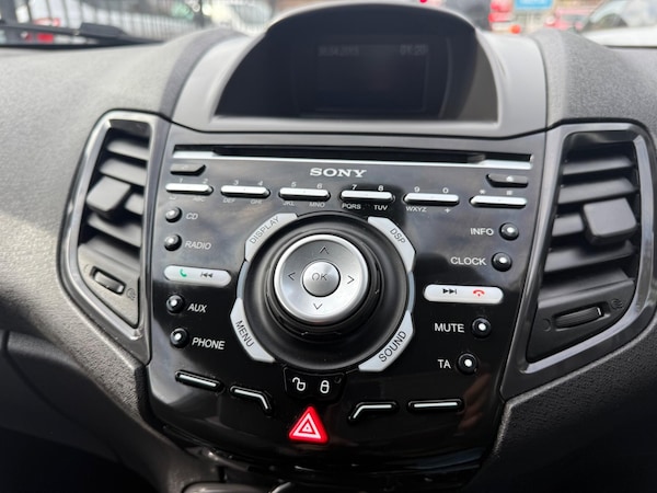 Used Ford Fiesta 2013 for sale - 76295307: Photo 12
