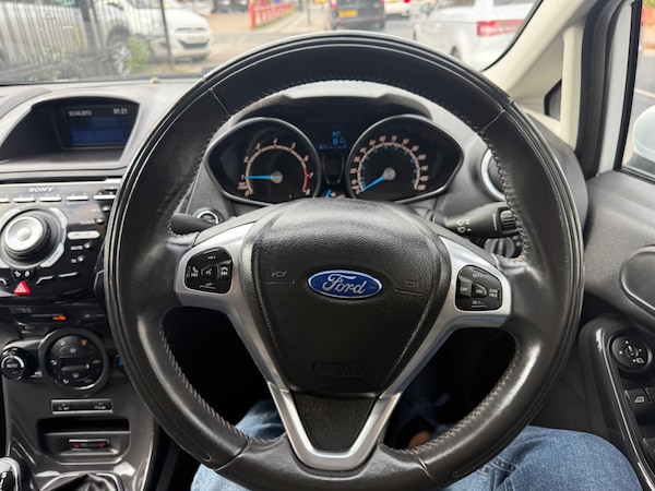 Used Ford Fiesta 2013 for sale - 76295307: Photo 17