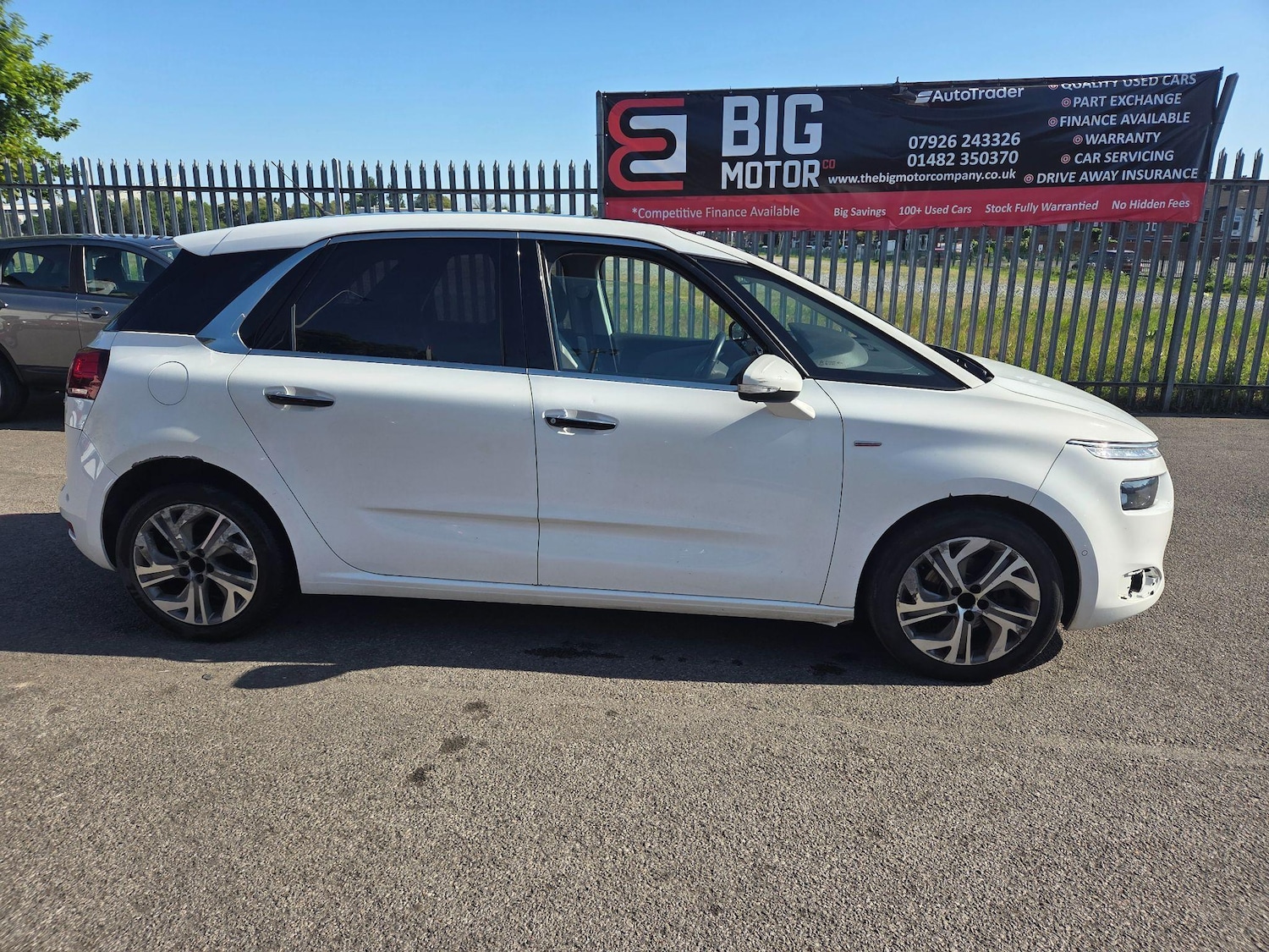 Used Citroen C4 Picasso 2013 for sale - 76095033: Photo 2
