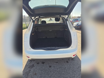 Used Citroen C4 Picasso 2013 for sale - 76095033: Photo 4