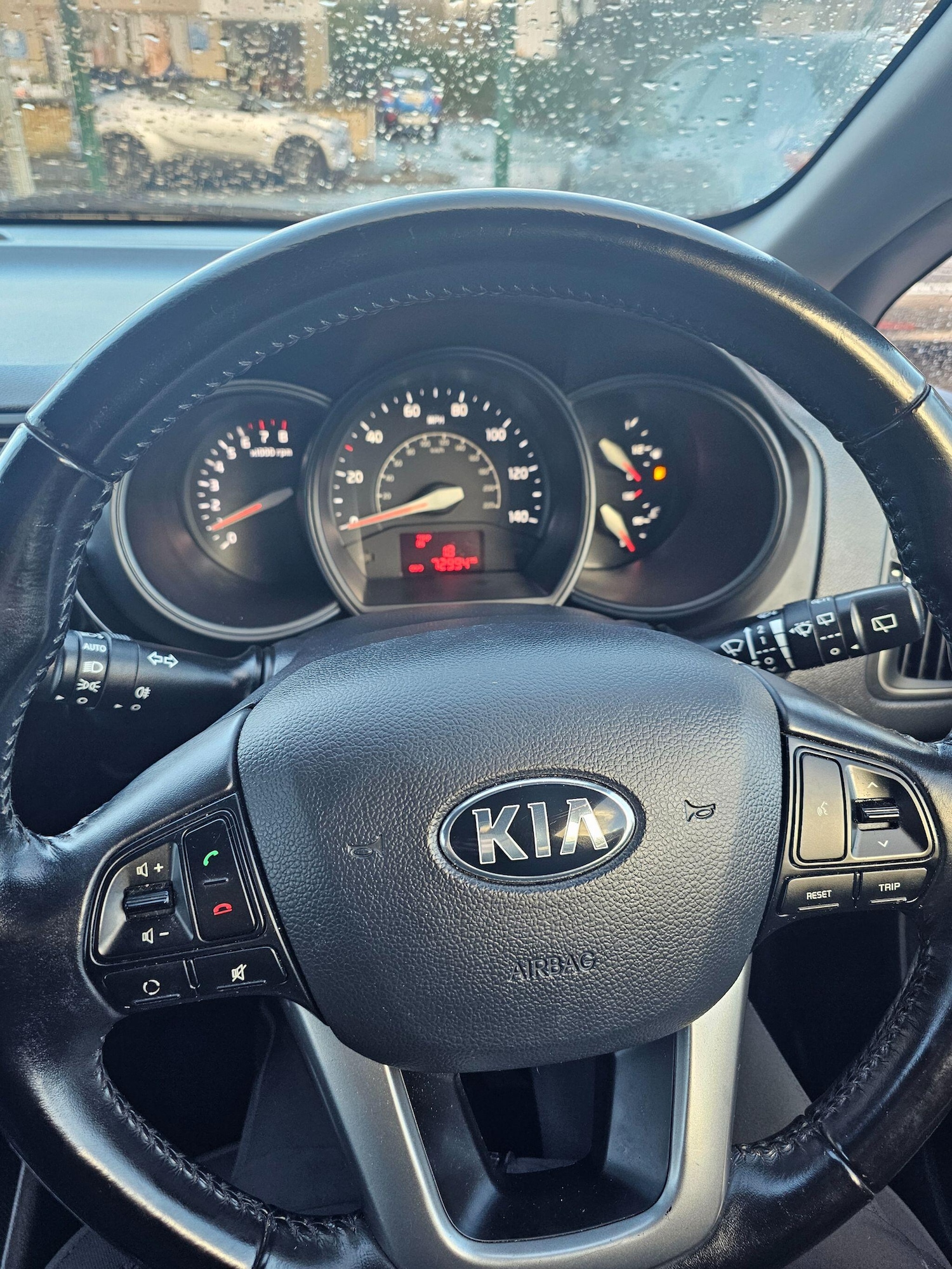 Used Kia Rio 2015 for sale - 76240130: Photo 15