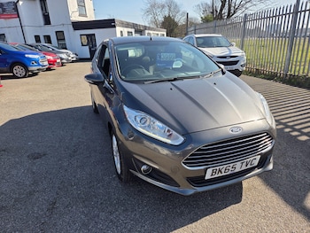 Used Ford Fiesta 2015 for sale - 78740708: Photo
