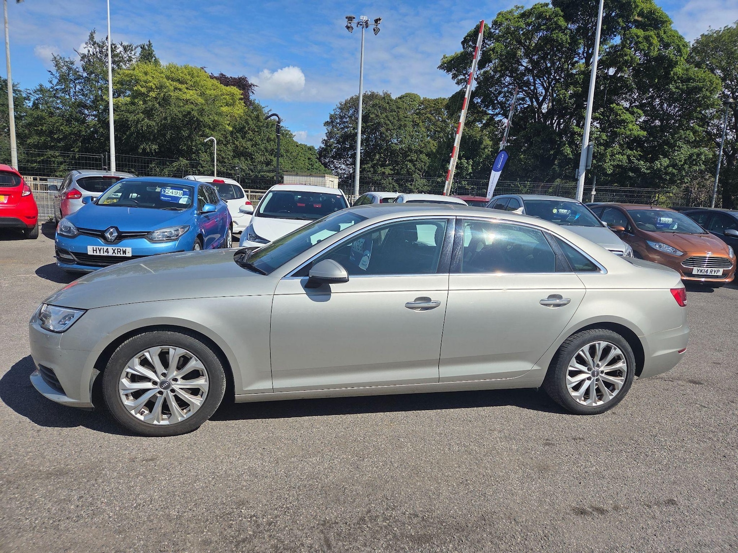 Used Audi A4 2016 for sale - 76607158: Photo 6
