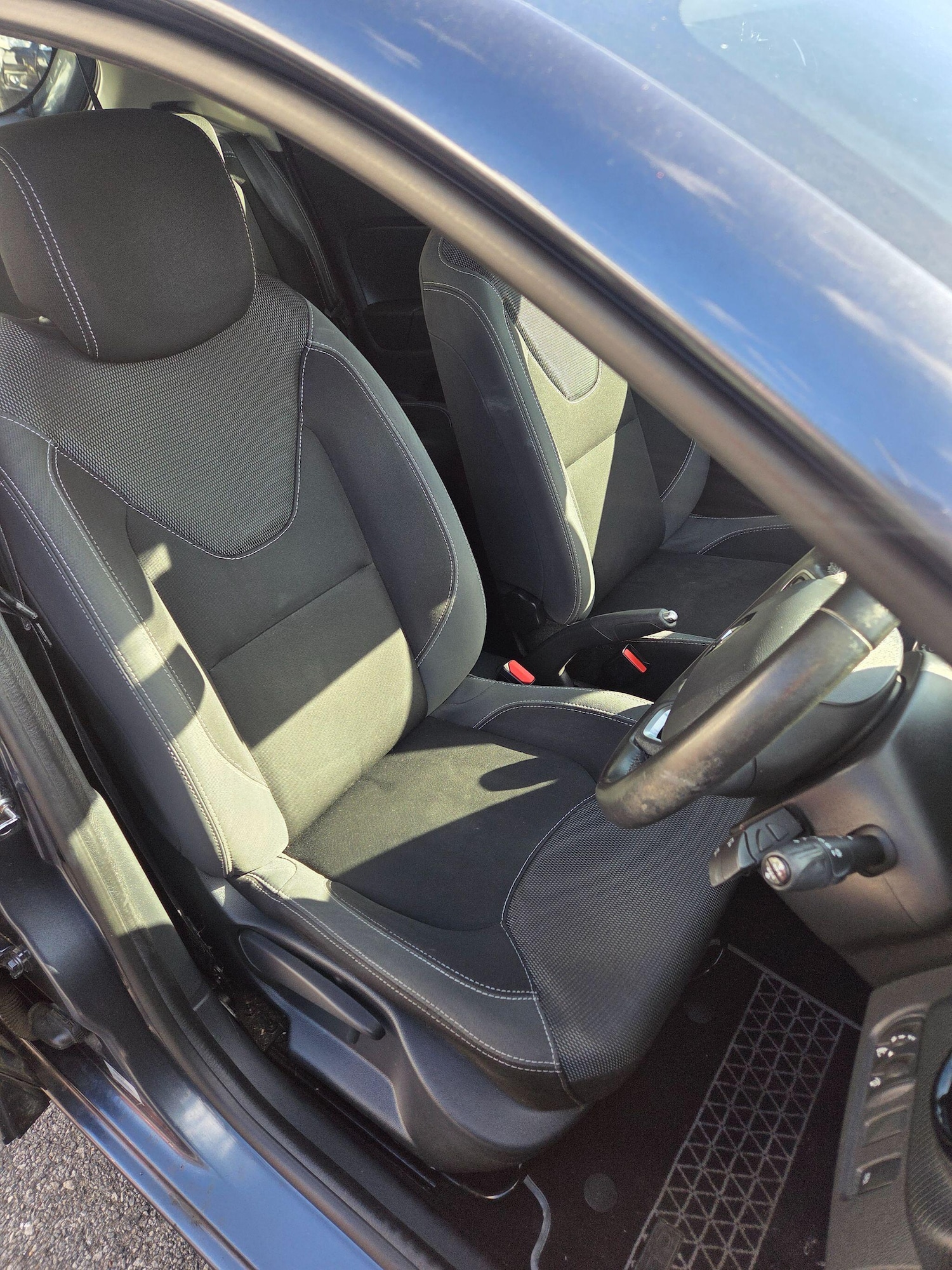 Used Renault Clio 2017 for sale - 76608524: Photo 8