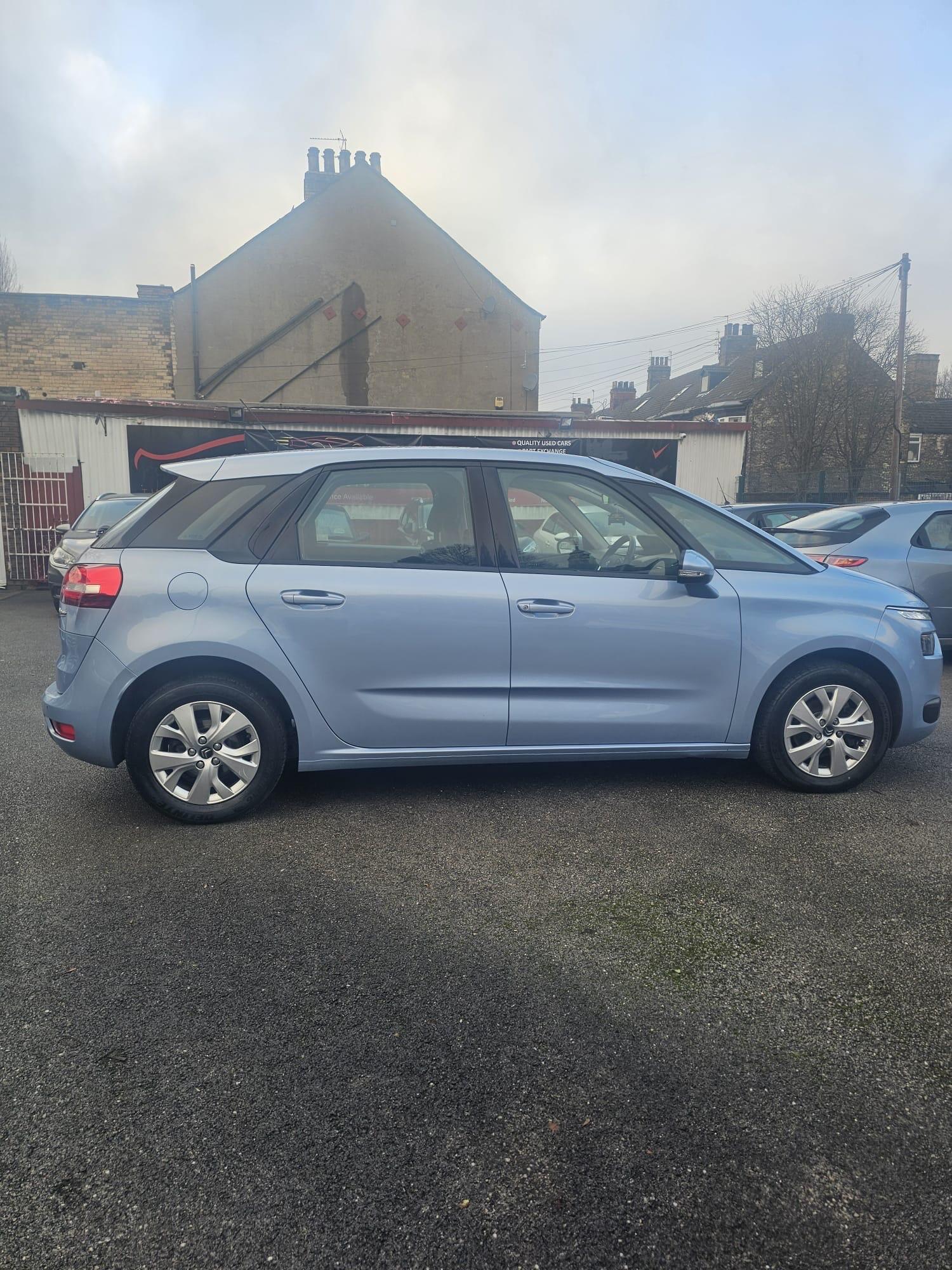 Used Citroen C4 Picasso 2014 for sale - 76839714: Photo 4