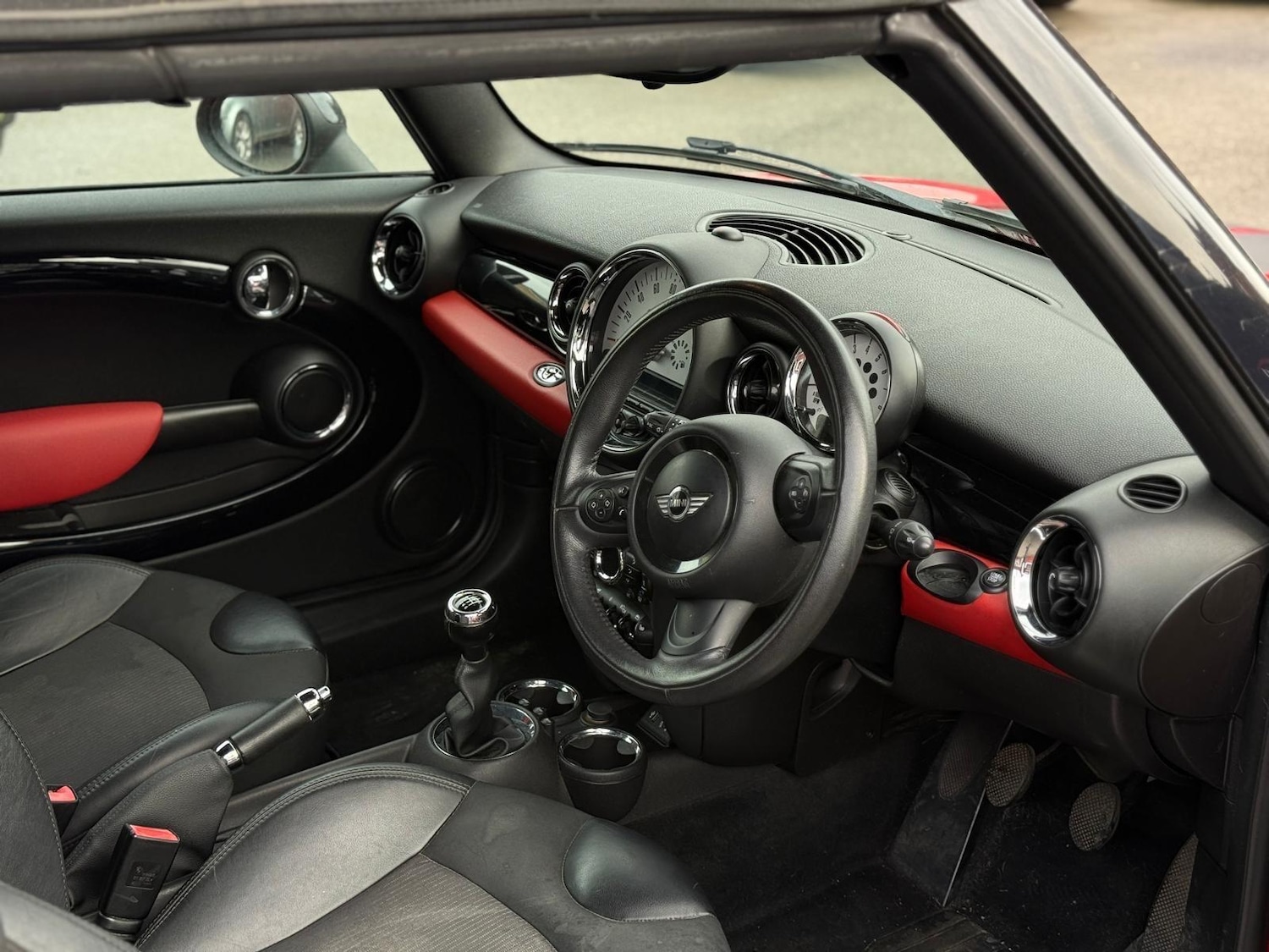 Used MINI Convertible 2013 for sale - 77633410: Photo 10