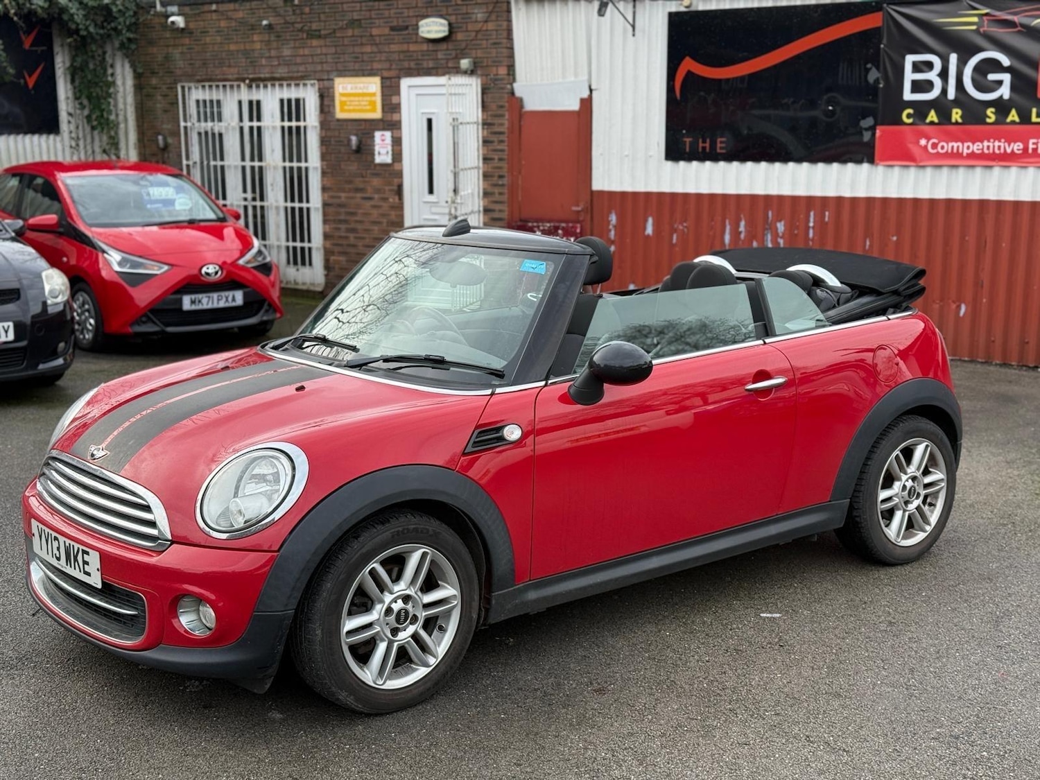 Used MINI Convertible 2013 for sale - 77633410: Photo 15
