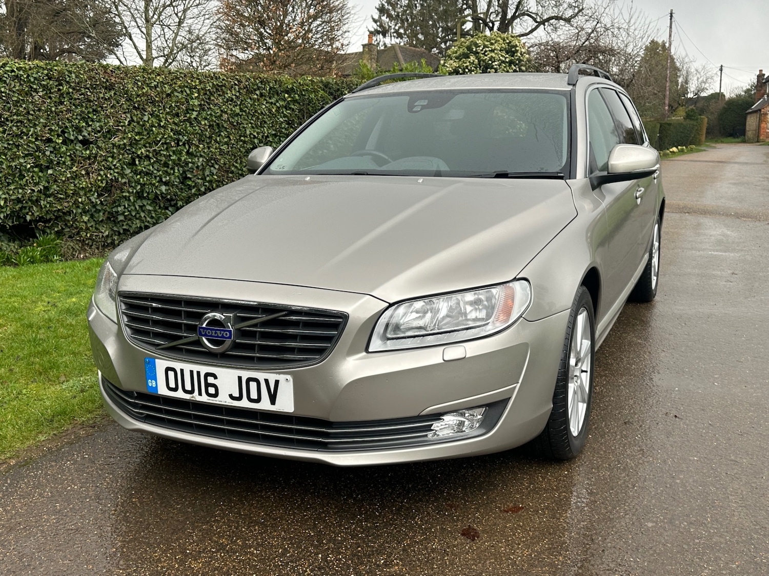 Used Volvo V70 2016 for sale - 77472799: Photo 2