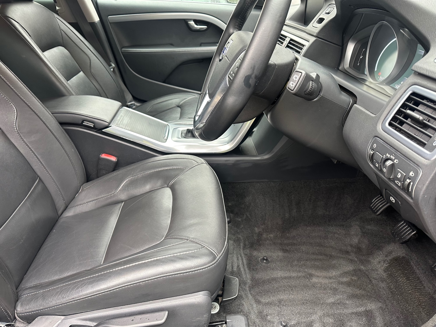 Used Volvo V70 2016 for sale - 77472799: Photo 7