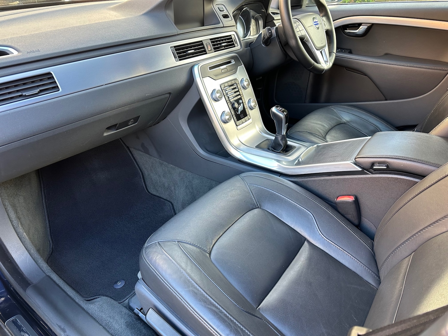 Used Volvo V70 2016 for sale - 76862840: Photo 10