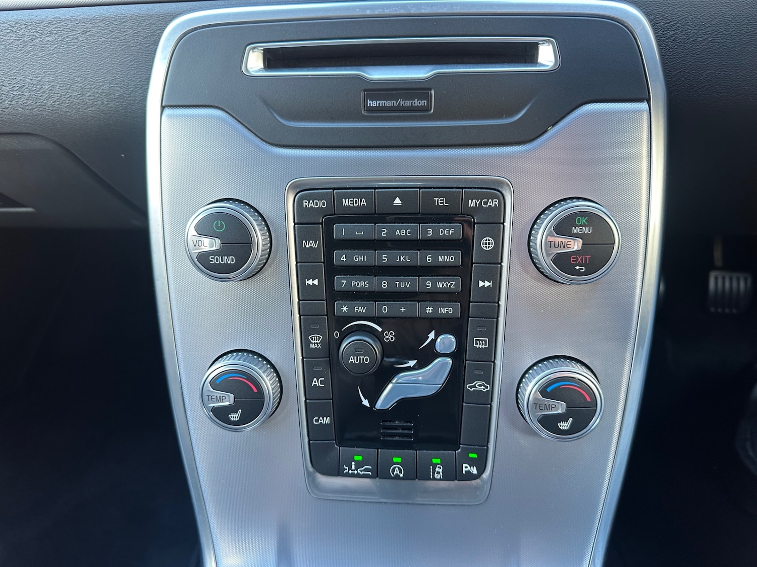 Used Volvo V70 2016 for sale - 76862840: Photo 18