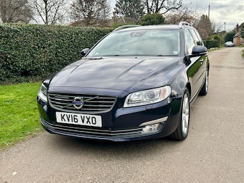 Used Volvo V70 2016 for sale - 76862840: Photo