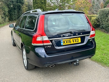 Used Volvo V70 2016 for sale - 76862840: Photo