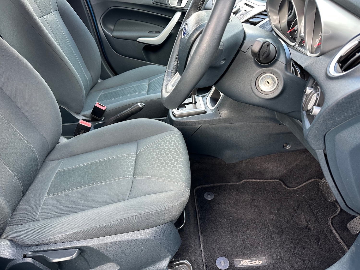 Used Ford Fiesta 2012 for sale - 78014620: Photo 8