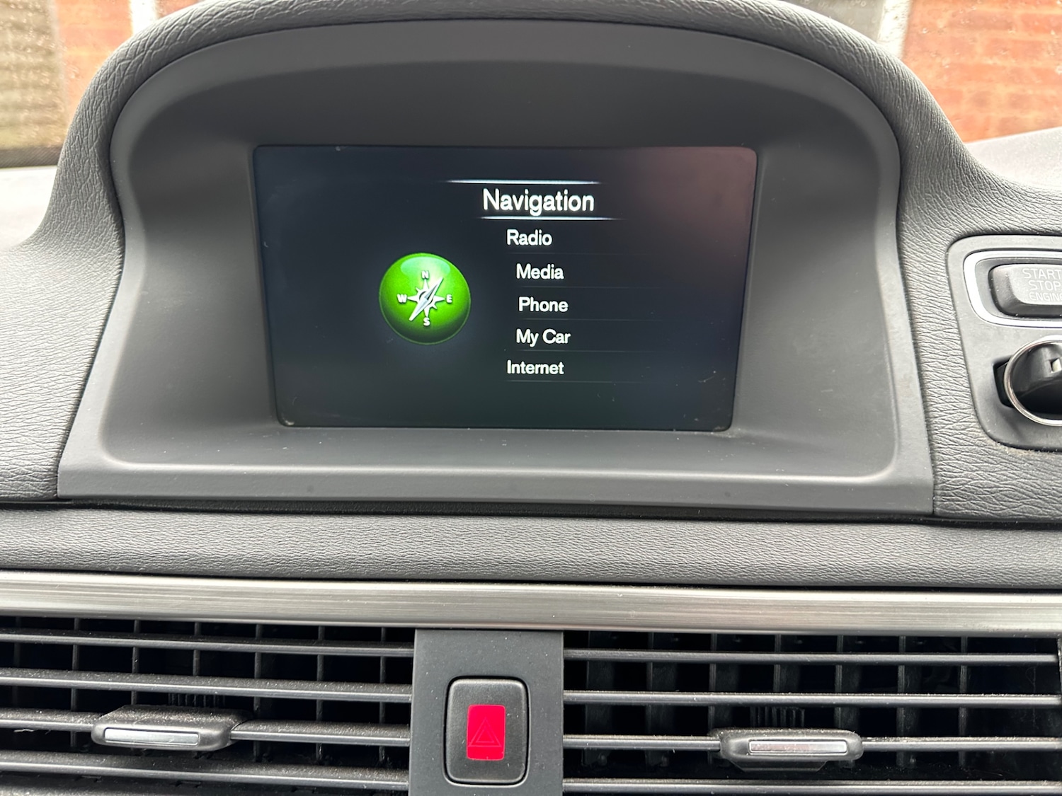 Used Volvo V70 2015 for sale - 77112725: Photo 18