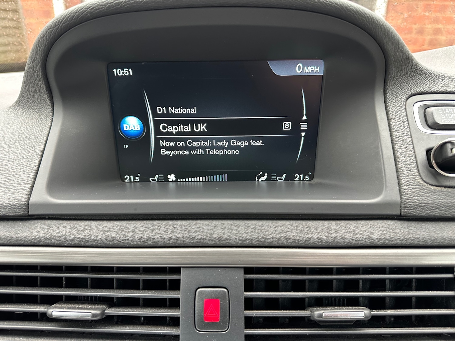 Used Volvo V70 2015 for sale - 77112725: Photo 20