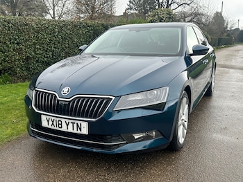 Used Skoda Superb 2018 for sale - 77472798: Photo