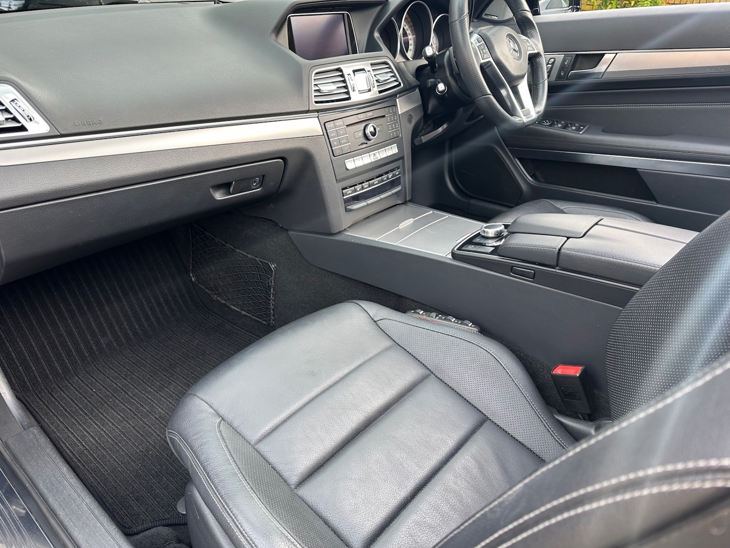 Used Mercedes-Benz E Class 2015 for sale - 77579263: Photo 10