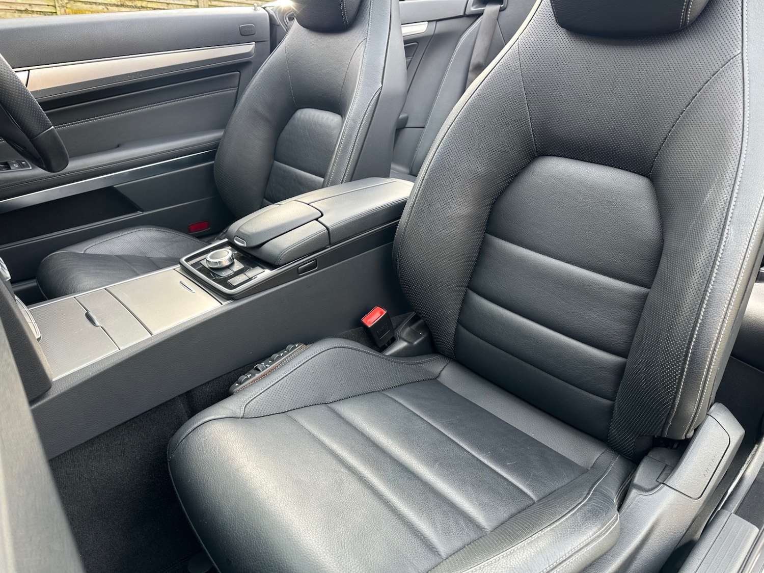 Used Mercedes-Benz E Class 2015 for sale - 77579263: Photo 12