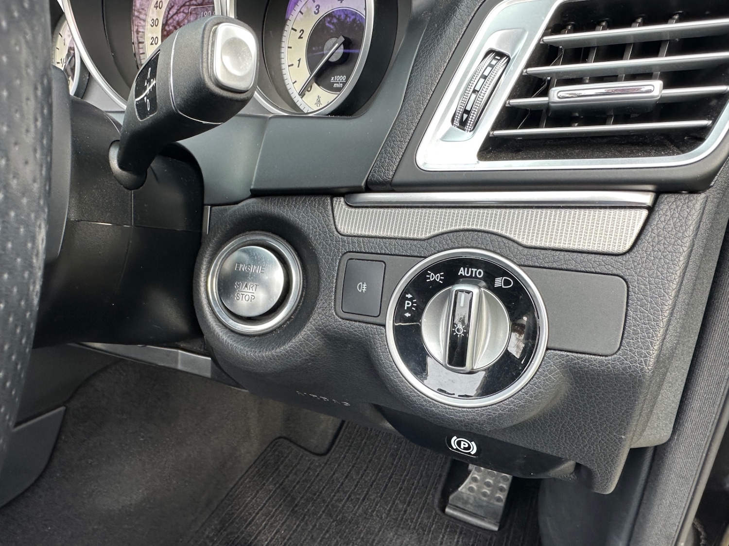 Used Mercedes-Benz E Class 2015 for sale - 77579263: Photo 20