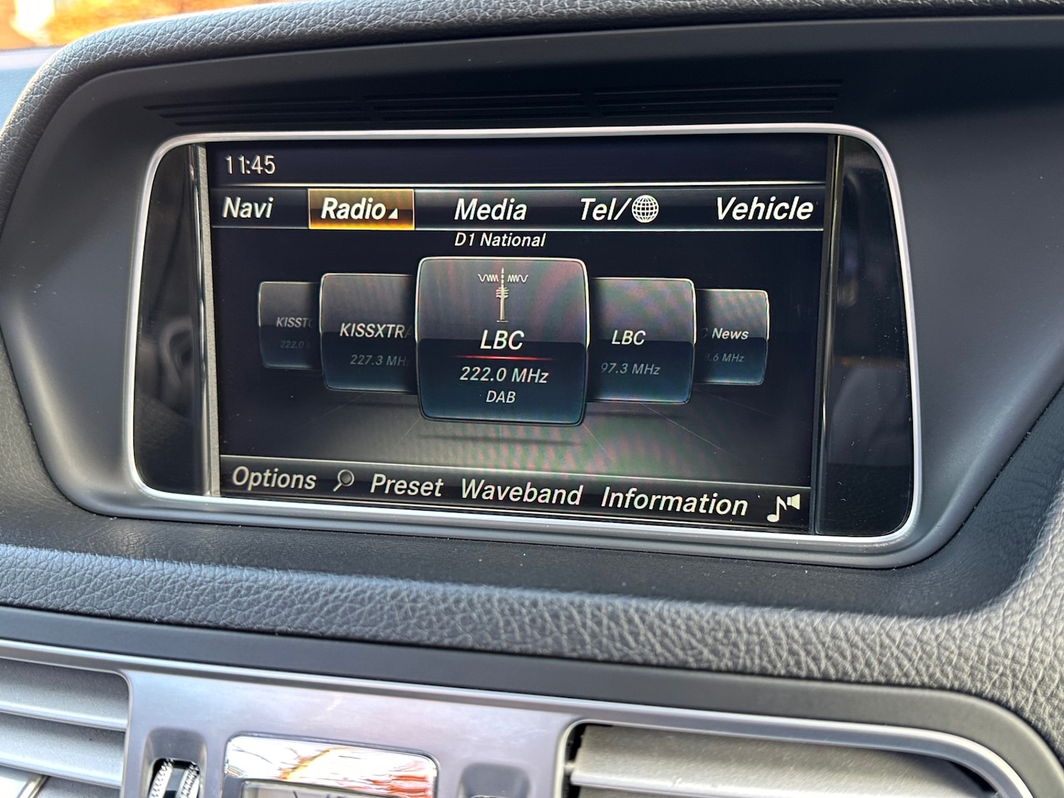 Used Mercedes-Benz E Class 2016 for sale - 76862970: Photo 19