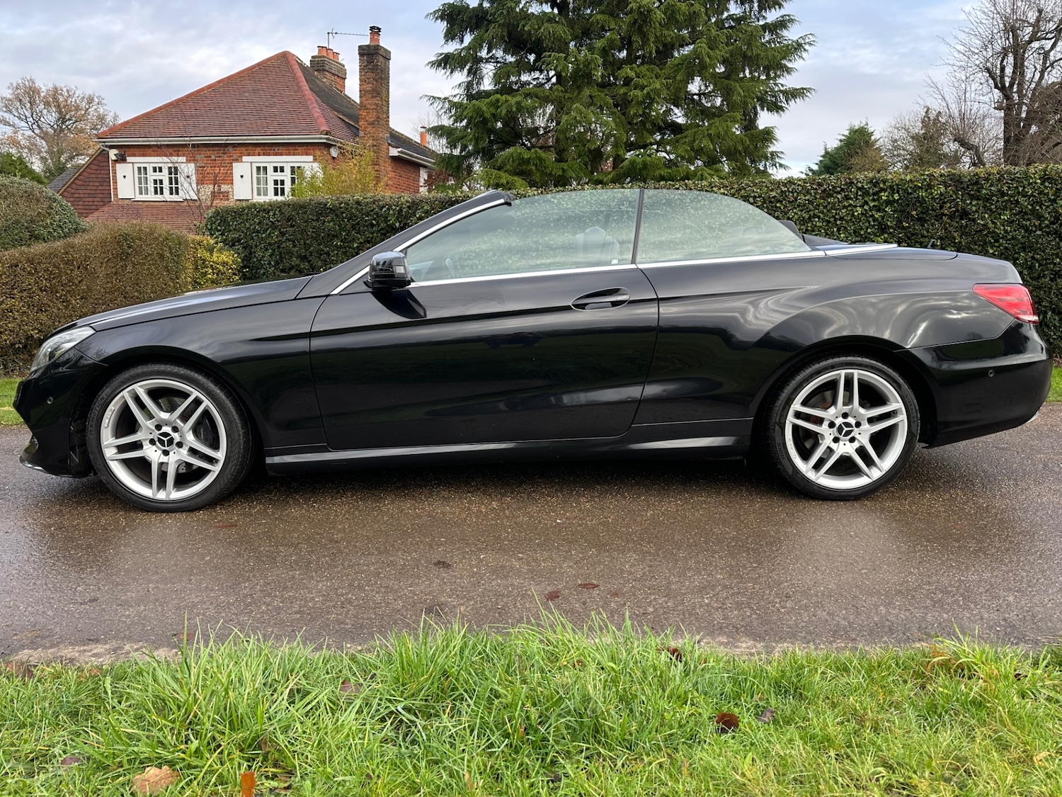 Used Mercedes-Benz E Class 2016 for sale - 76862970: Photo 2