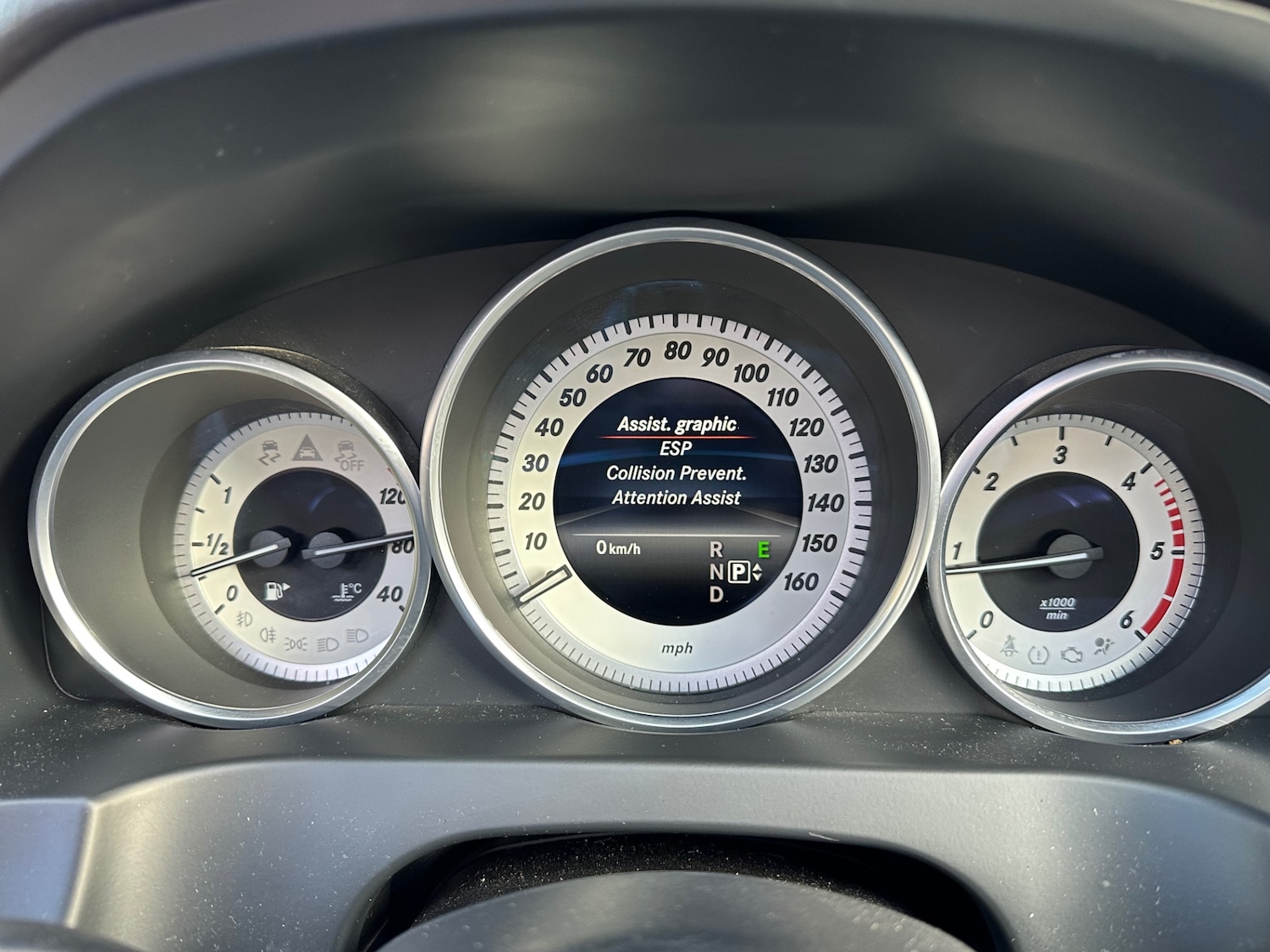 Used Mercedes-Benz E Class 2016 for sale - 76862970: Photo 26