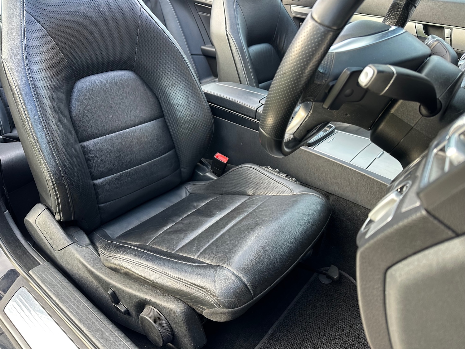 Used Mercedes-Benz E Class 2016 for sale - 76862970: Photo 9