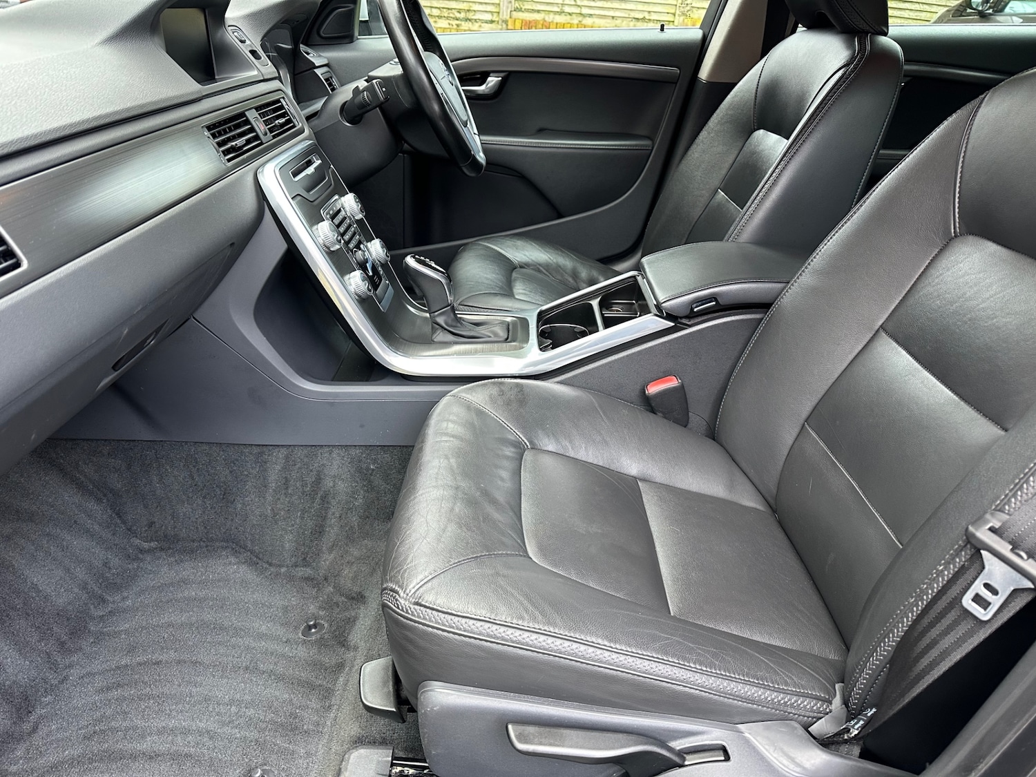 Used Volvo XC70 2015 for sale - 77472800: Photo 11