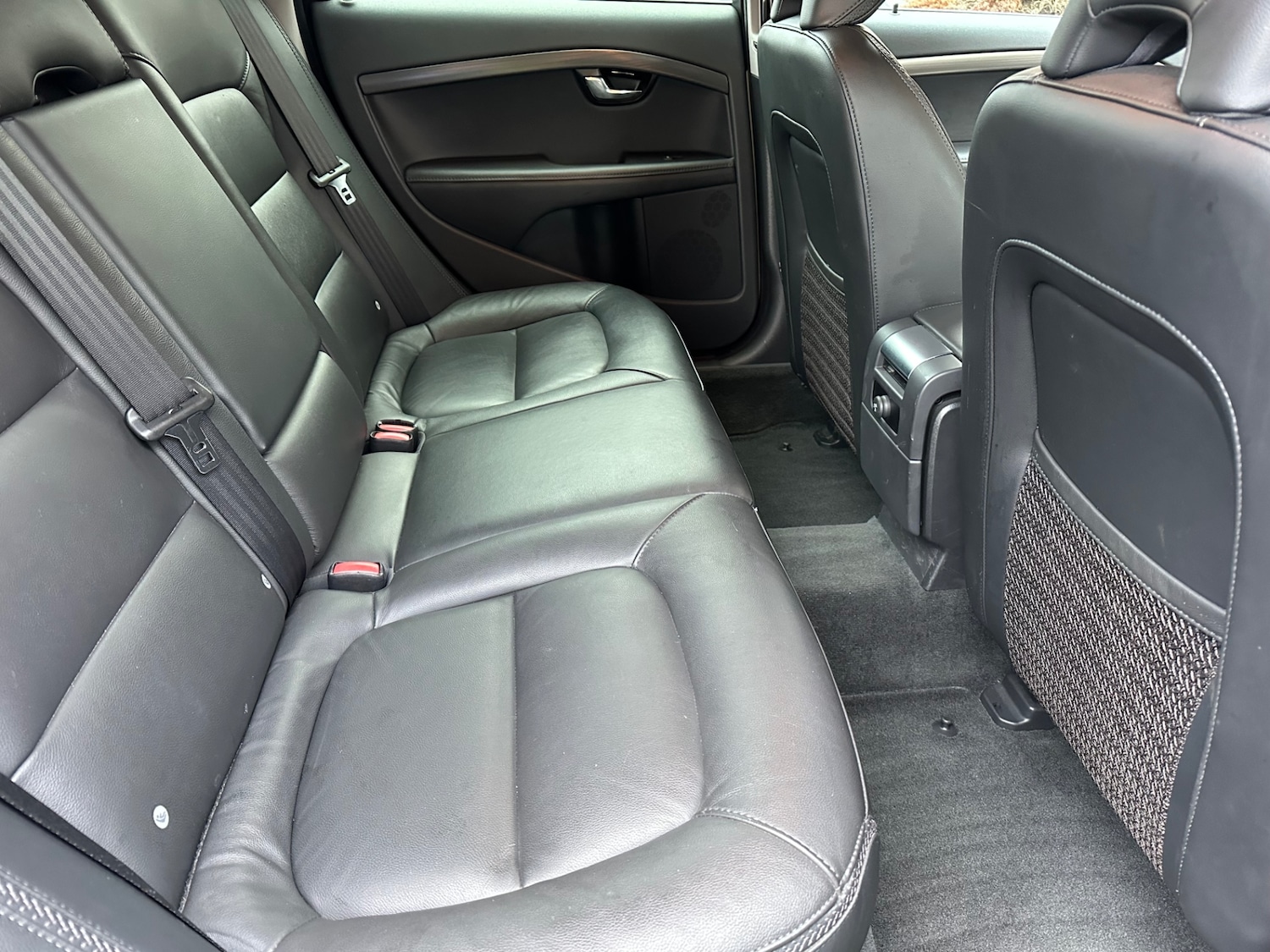 Used Volvo XC70 2015 for sale - 77472800: Photo 14