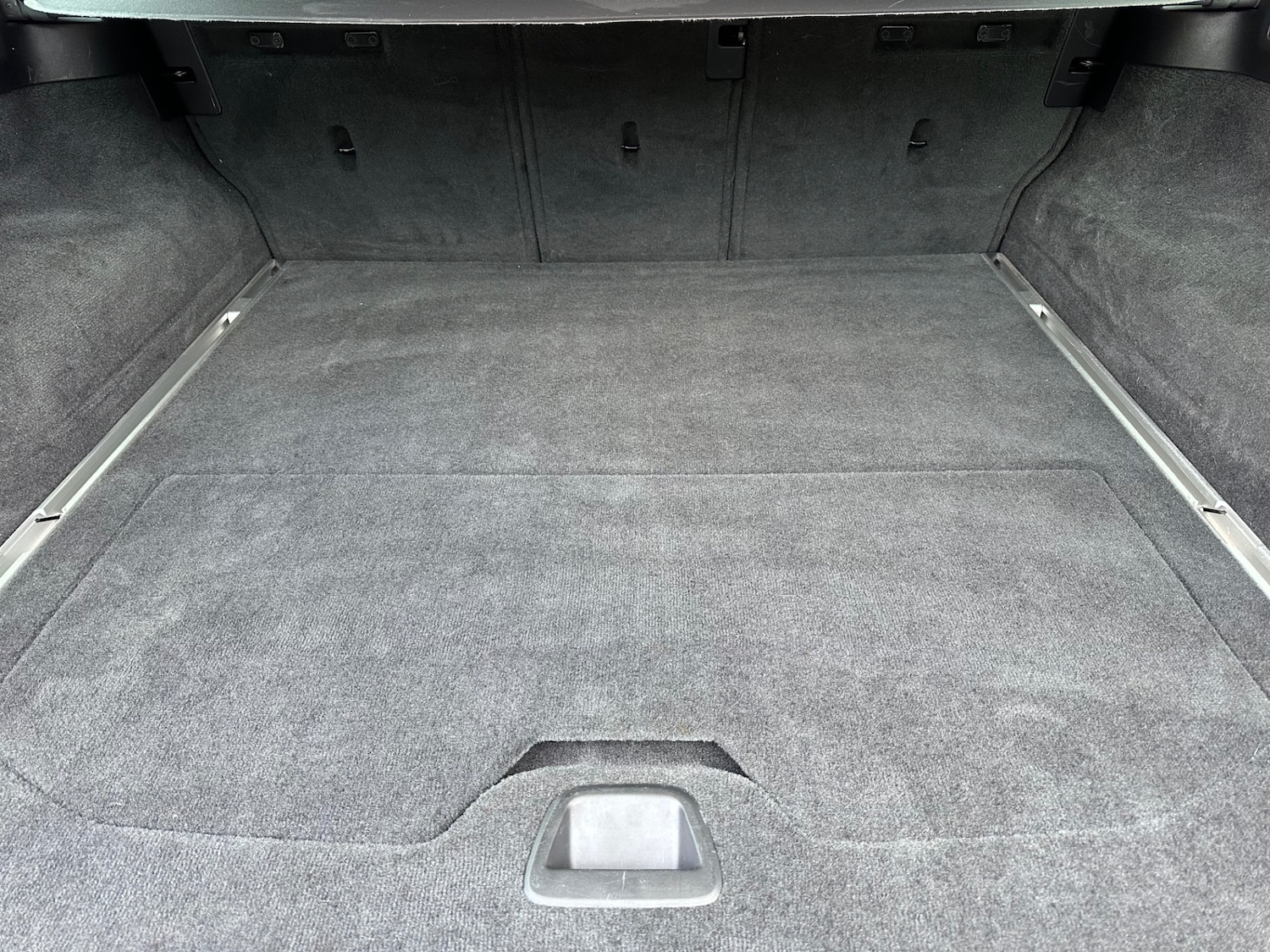 Used Volvo XC70 2015 for sale - 77472800: Photo 15