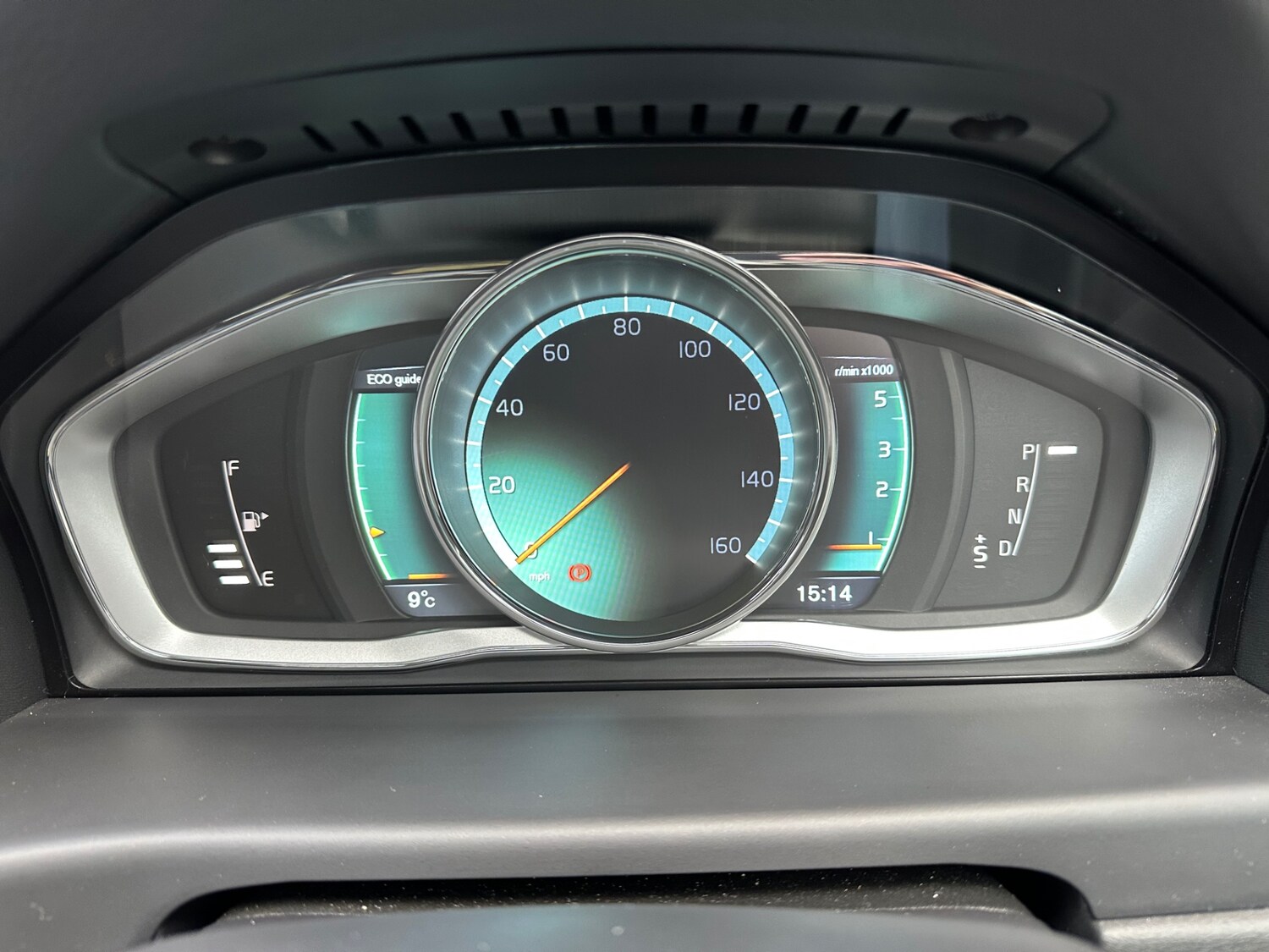 Used Volvo XC70 2015 for sale - 77472800: Photo 23