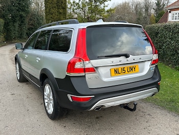 Used Volvo XC70 2015 for sale - 77472800: Photo