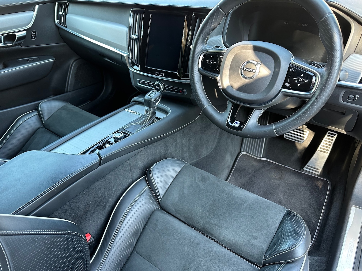 Used Volvo S90 2019 for sale - 77942523: Photo 7