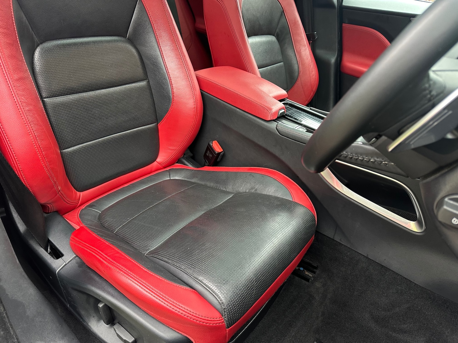 Used Jaguar F-Pace 2016 for sale - 77472795: Photo 9