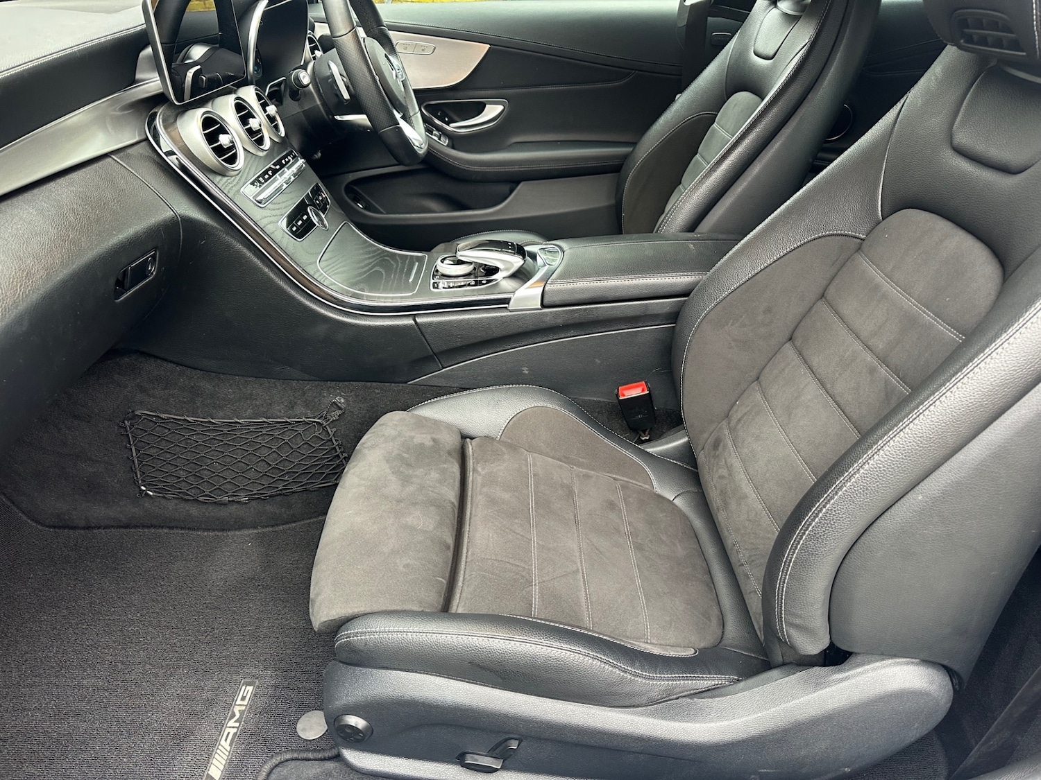 Used Mercedes-Benz C Class 2018 for sale - 76863504: Photo 11