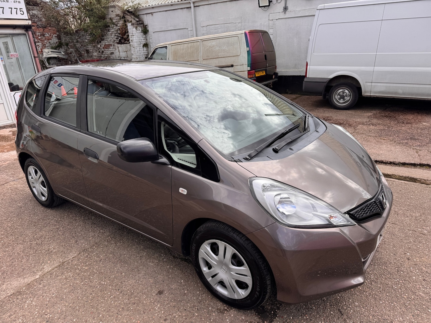 Used Honda Jazz 2013 for sale - 78054311: Photo 3