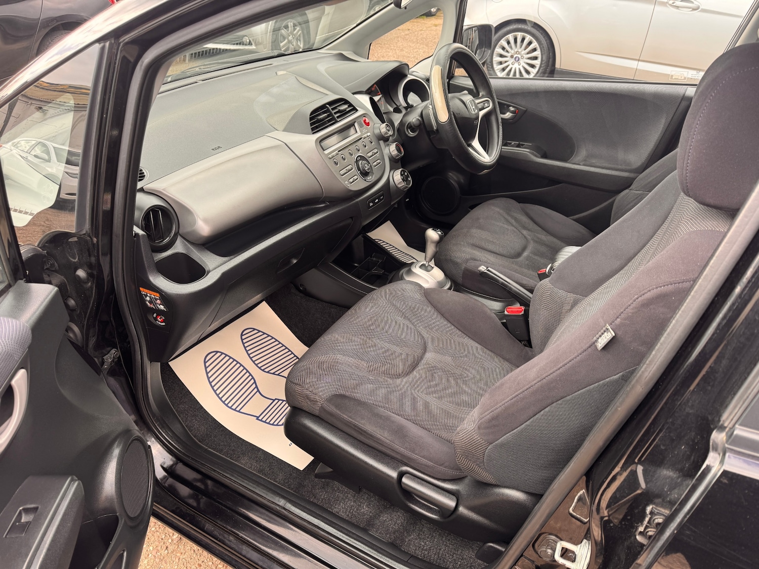 Used Honda Jazz 2009 for sale - 78151019: Photo 15