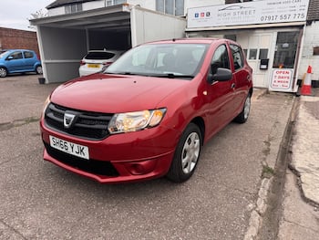 Used Dacia Sandero 2016 for sale - 79815393: Photo