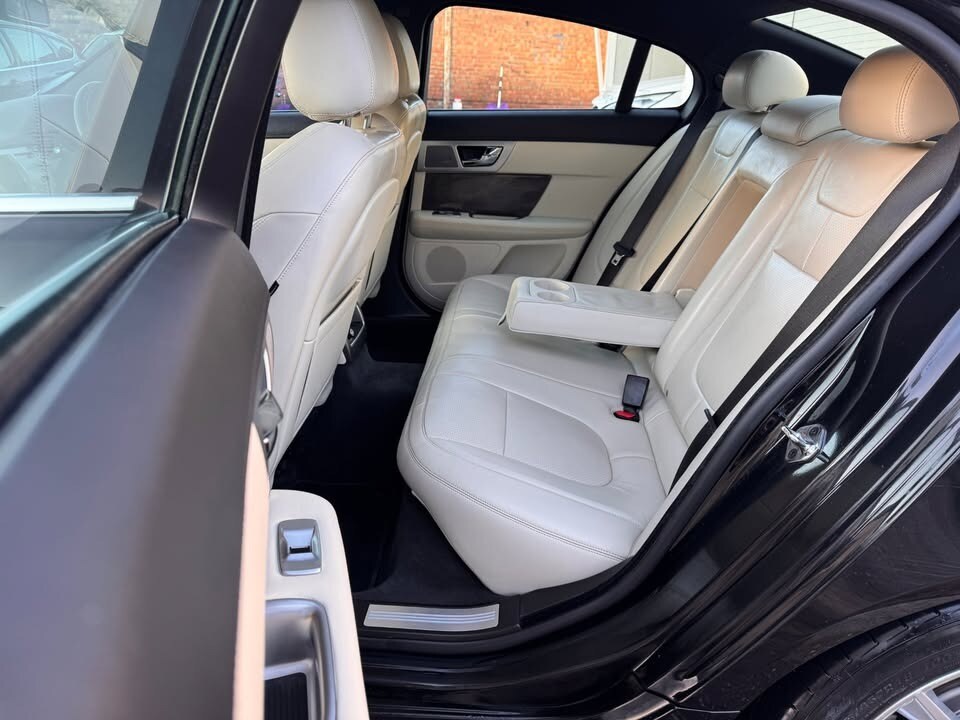 Used Jaguar XF 2014 for sale - 77395360: Photo 14