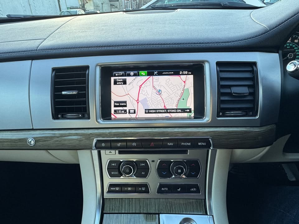 Used Jaguar XF 2014 for sale - 77395360: Photo 18