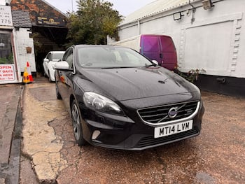 Used Volvo V40 2014 for sale - 79684604: Photo